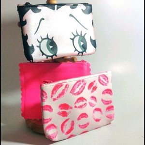 Betty Boop's Ispy‎ Pink Clutch Collection
